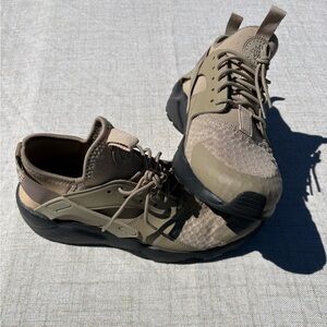Nike Air Huarache Run Ultra 'Mushroom' Tan sneakers | Size 8